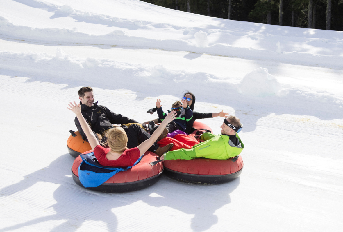 Family tubing at the Mount Washington Tube Park